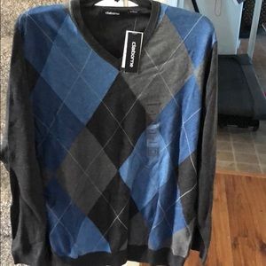 Claiborne sweater